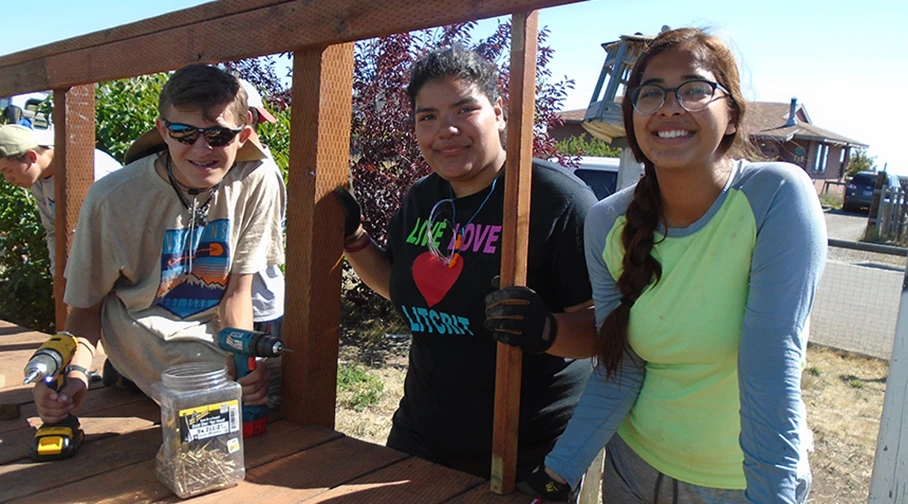 VISIONS Montana Blackfeet 2016 students