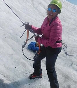 Visions Service Adventures alumni Anna Apilado ice climbing