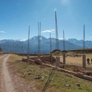 In the village of Huaynaccolca, VISIONS Peru worked with community members to complete phase one of an 8000 sq. ft. schoolhouse that will serve rural children