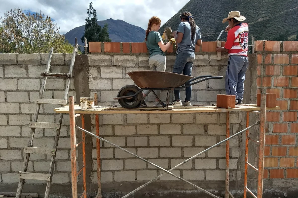 Peru community service projects