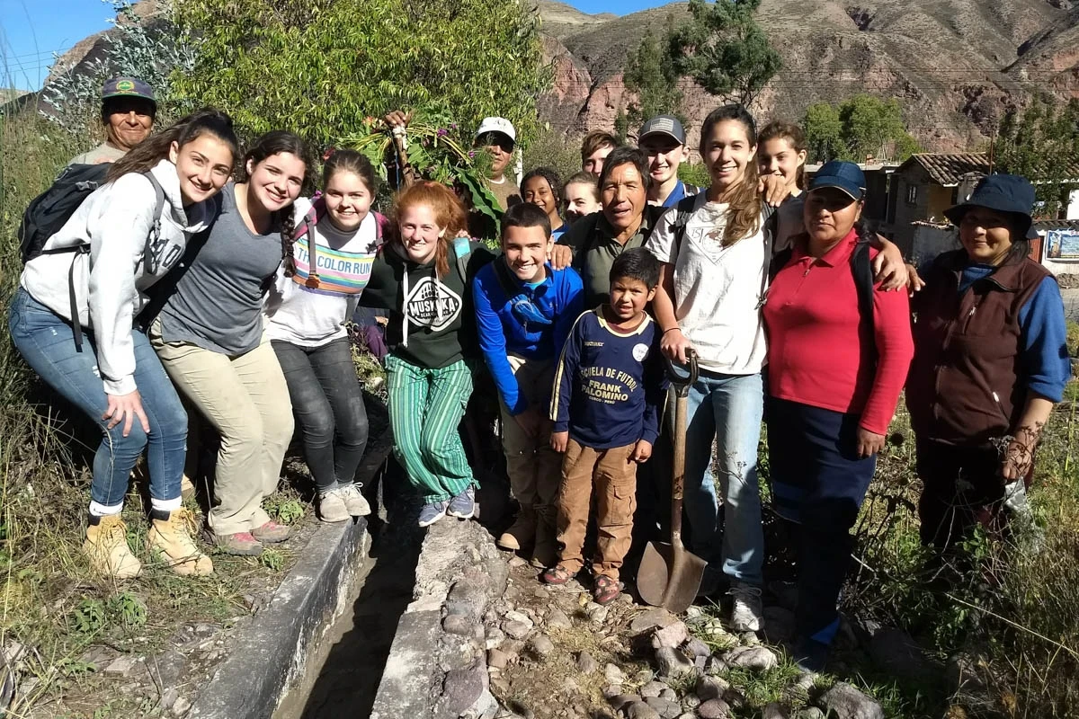 Peru community service projects with teens