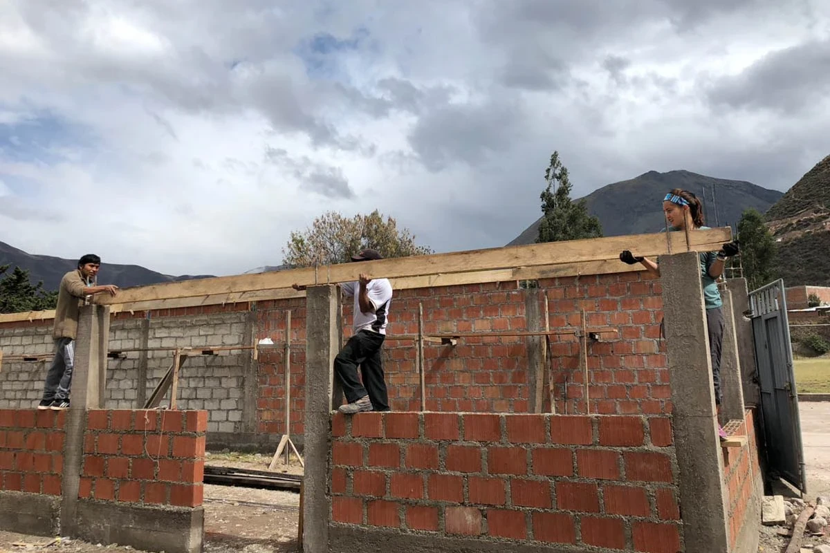 Peru community service projects