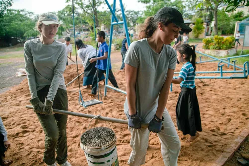 teenage volunteer summer programs