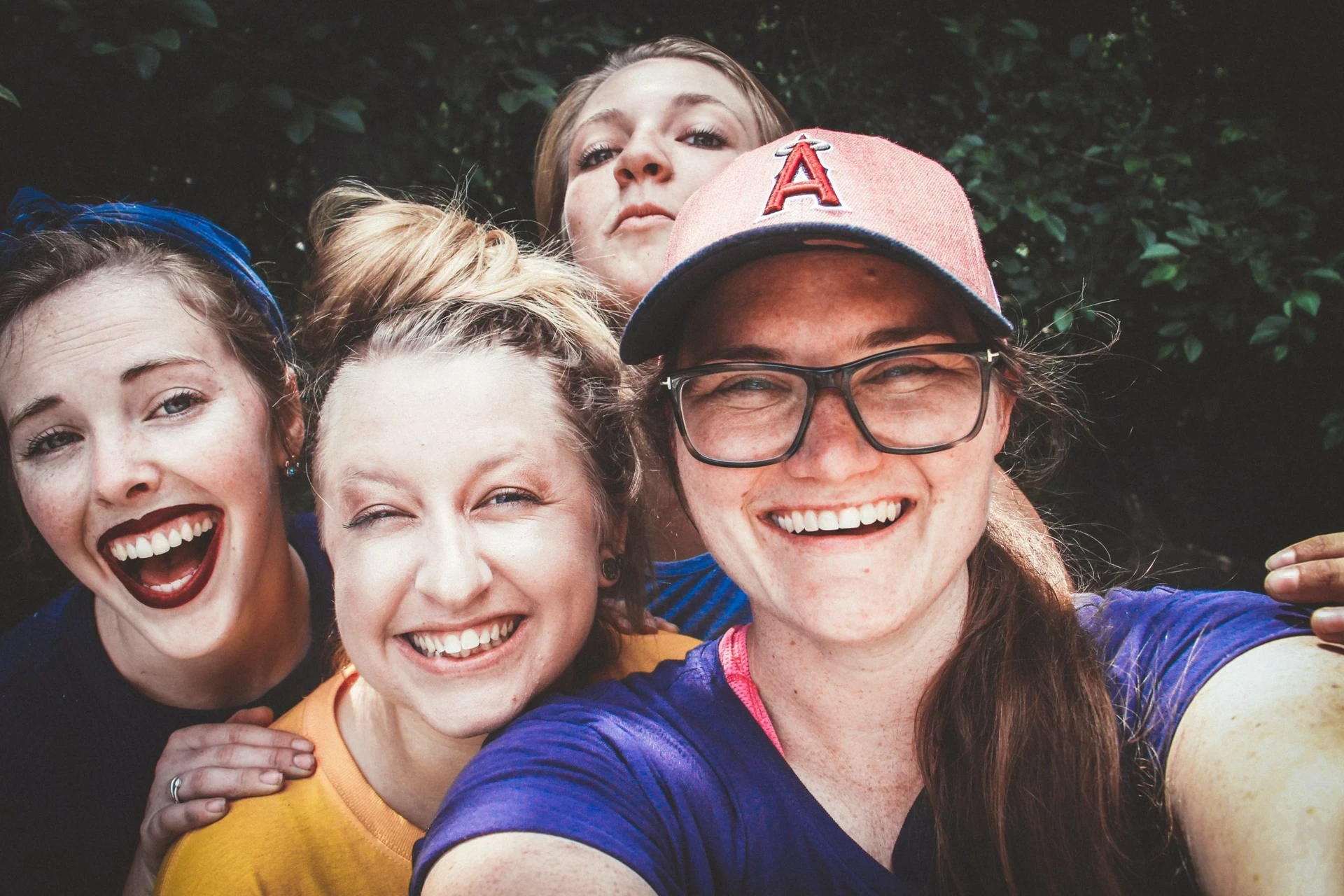 VISIONS, All the selfies Voluntourism results