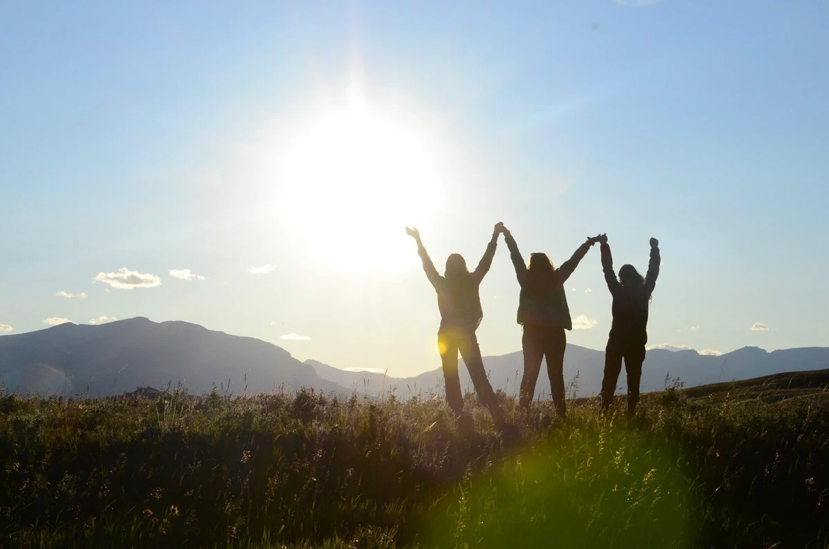 VISIONS Service Adventures Named Top Community Service Program by TeenLife for 2024